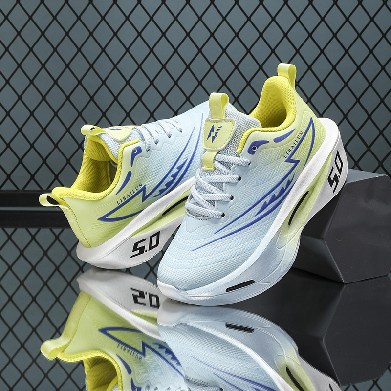 Scarpe da ginnastica per bambi - Table Tennis Daily recensione e prezzo